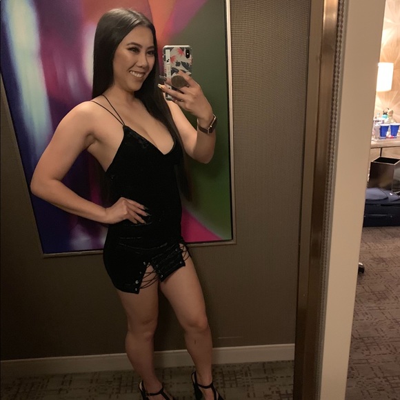 Black Velvet Bodycon Dress - Picture 1 of 3